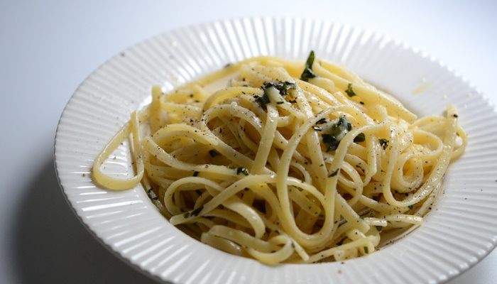 espaguete-alho-e-oleo-receitasmania