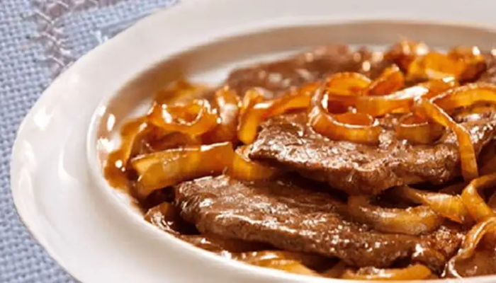 bife-acebolado-simples-receitasmania.j